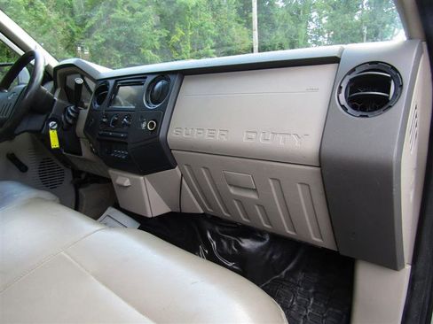 Used 2008 Ford F450 XL image 18