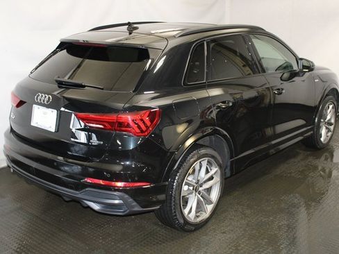 Used 2022 Audi Q3 2.0T Premium Plus image 4