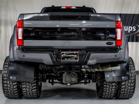 Used 2022 Ford F450 Platinum w/ FX4 Off-Road Package AWD/4WD image 9