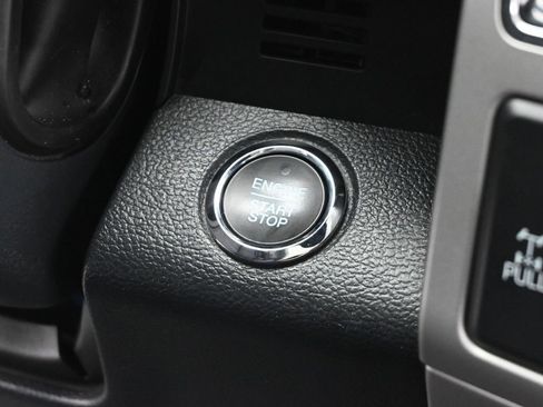 Used 2022 Ford F250 Lariat w/ Black Appearance Package AWD/4WD image 14
