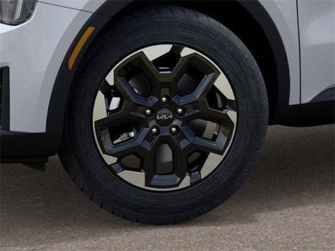 Used 2026 Kia Sorento S w/ S Panoramic Sunroof Package FWD image 9