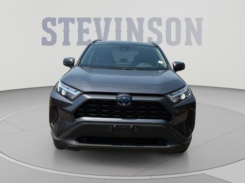 Used 2023 Toyota RAV4 XLE AWD/4WD image 8