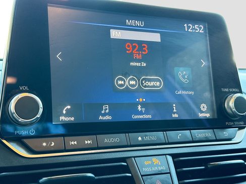 Used 2021 Nissan Altima 2.5 SR image 14