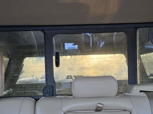 Used 2020 Ford F150 Lariat image 28