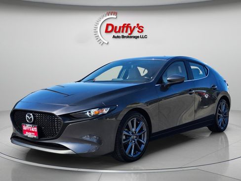 Used 2021 MAZDA MAZDA3 s image 14