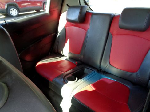 Used 2014 Chevrolet Spark LT image 14