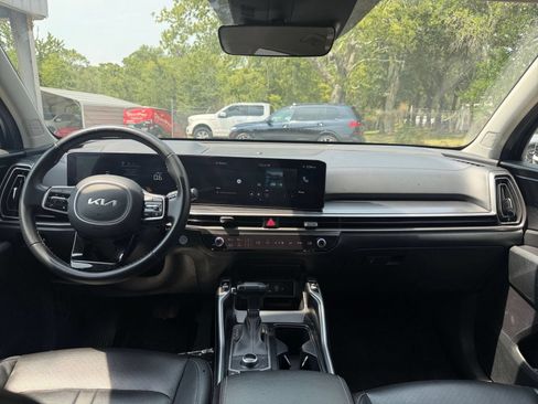 Used 2024 Kia Sorento S AWD/4WD image 35
