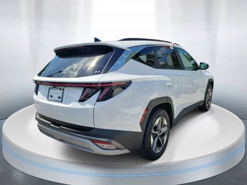 Certified 2025 Hyundai Tucson SEL FWD image 4