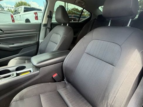 Used 2023 Nissan Altima 2.5 S FWD image 12