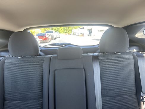 Used 2018 Nissan Rogue Sport S FWD image 30