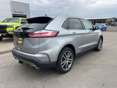 Used 2021 Ford Edge Titanium w/ Equipment Group 301A AWD/4WD image 7