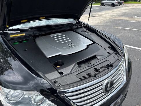 Used 2010 Lexus LS 460 L RWD image 51