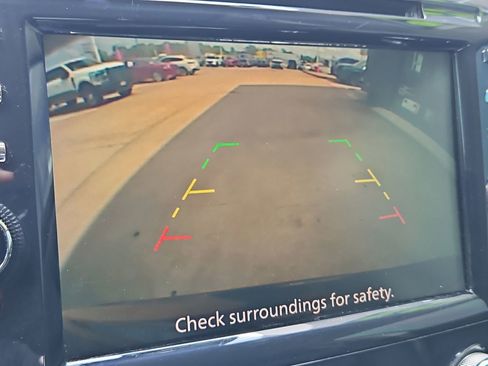 Certified 2022 Nissan Murano SV w/ SV Midnight Edition Package image 26