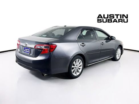 Used 2013 Toyota Camry XLE w/ Convenience Pkg image 7
