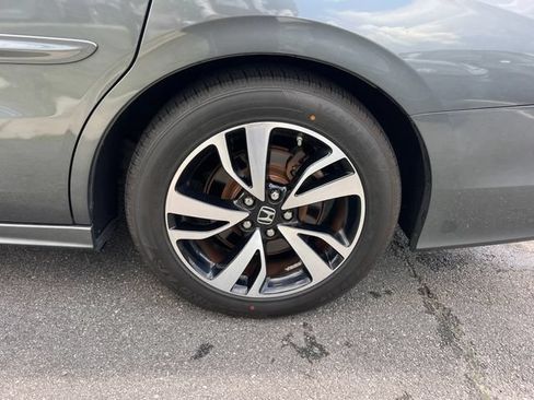 Used 2018 Honda Odyssey Elite image 37