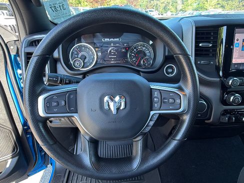 Used 2025 RAM 1500 Warlock AWD/4WD image 28
