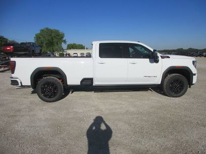 New 2026 GMC Sierra 3500 AT4 w/ AT4 Premium Plus Package