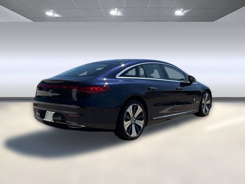 Used 2022 Mercedes-Benz EQS 450+ Sedan image 8