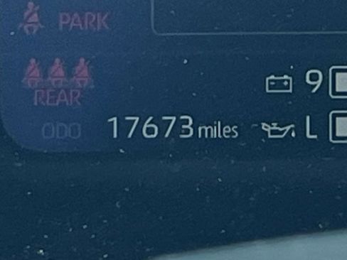 Used 2024 Toyota Tundra Platinum AWD/4WD image 26