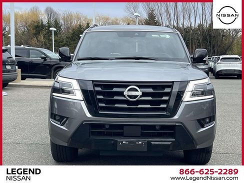 Used 2022 Nissan Armada SL w/ Midnight Edition Package image 2