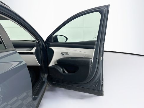 Used 2025 Hyundai Tucson SEL FWD image 33
