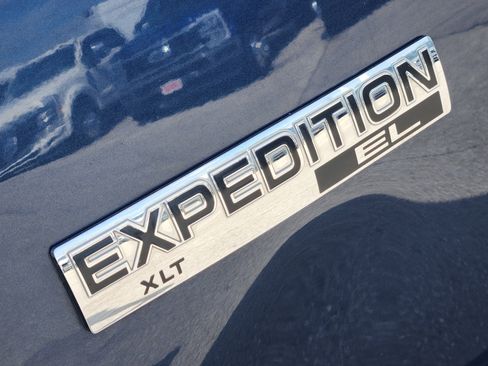 Used 2013 Ford Expedition EL XLT RWD image 12