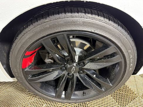 Used 2023 Chevrolet Camaro LT w/ Redline Edition image 18