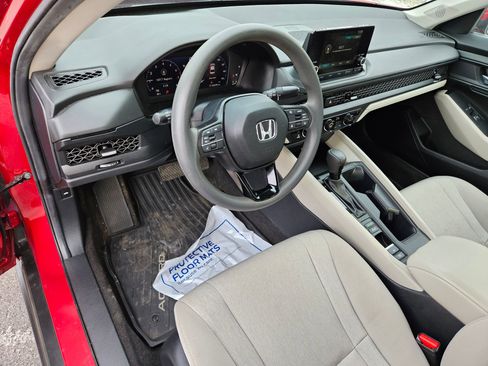 Used 2024 Honda Accord EX image 8