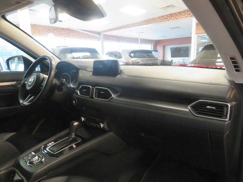 Used 2019 MAZDA CX-5 Touring image 27