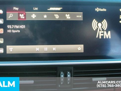 Used 2023 Porsche Cayenne S Platinum w/ Premium Package Plus image 33