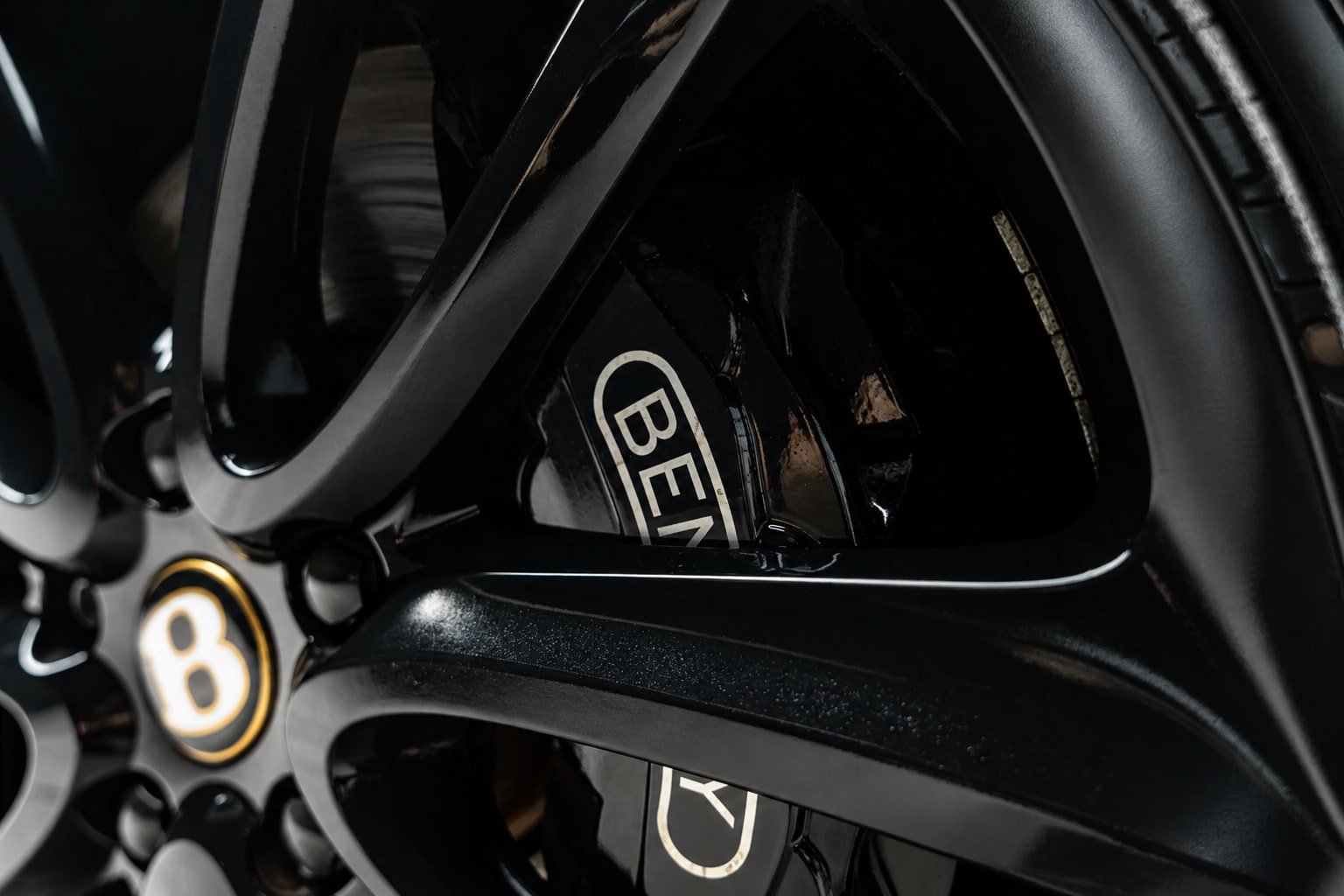 Used 2020 Bentley Continental GT AWD/4WD image 23
