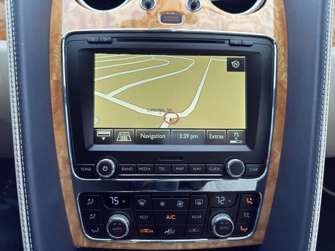 Used 2017 Bentley Continental GT image 36