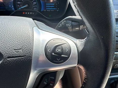 Used 2016 Ford C-MAX Energi SEL FWD image 21