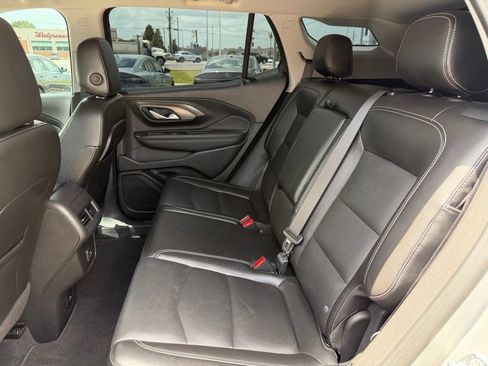 Used 2022 GMC Terrain SLT FWD image 7