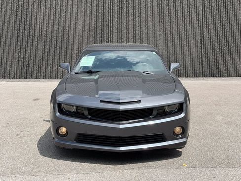 Used 2010 Chevrolet Camaro SS w/ RS Package RWD image 3