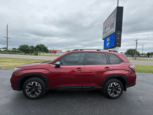 Used 2026 Subaru Forester Premium w/ Base/Premium Package AWD/4WD image 8