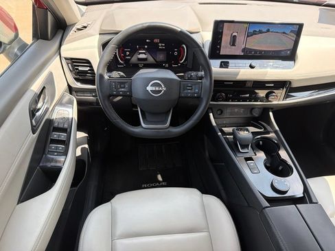 Used 2026 Nissan Rogue SL AWD/4WD image 21