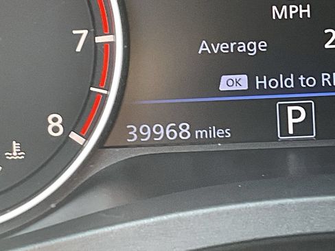 Used 2025 Nissan Altima 2.5 SV FWD image 29