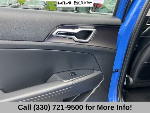 Certified 2026 Kia Sportage EX FWD image 48