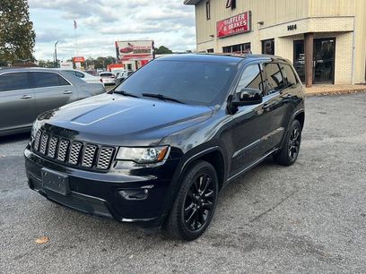 Used 2017 Jeep Grand Cherokee Altitude