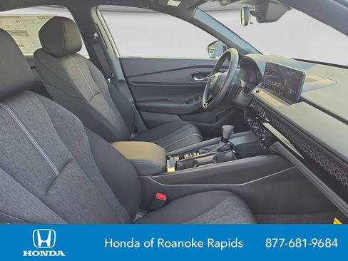 New 2026 Honda Accord Sport image 17