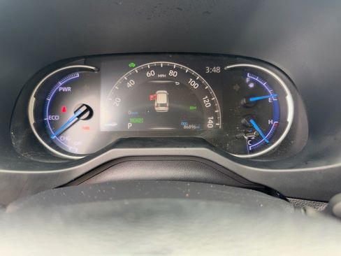 Used 2020 Toyota RAV4 Limited w/ Limited Grade Weather Package AWD/4WD image 26