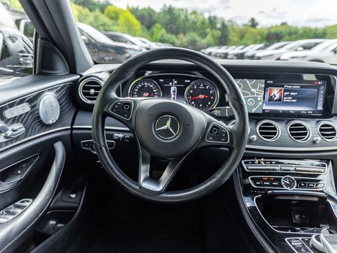Used 2017 Mercedes-Benz E 300 4MATIC image 30