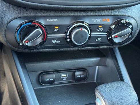 Used 2024 Kia Soul LX w/ Option Group 015 image 30