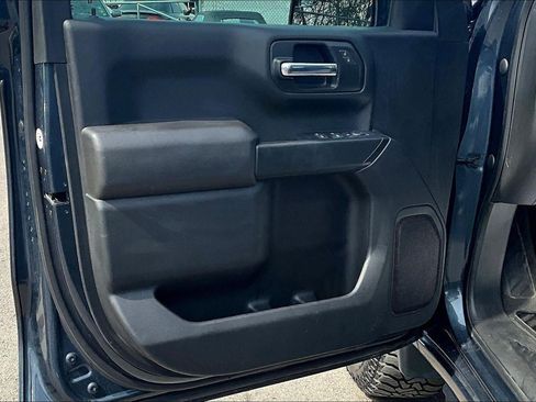 Used 2022 Chevrolet Silverado 1500 Custom Trail Boss w/ Safety Confidence Package image 23