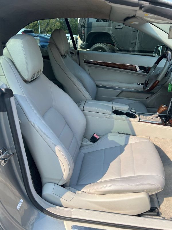 Used 2011 Mercedes-Benz E 350 Cabriolet image 10