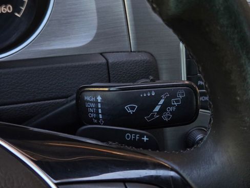 Used 2017 Volkswagen Golf S image 22