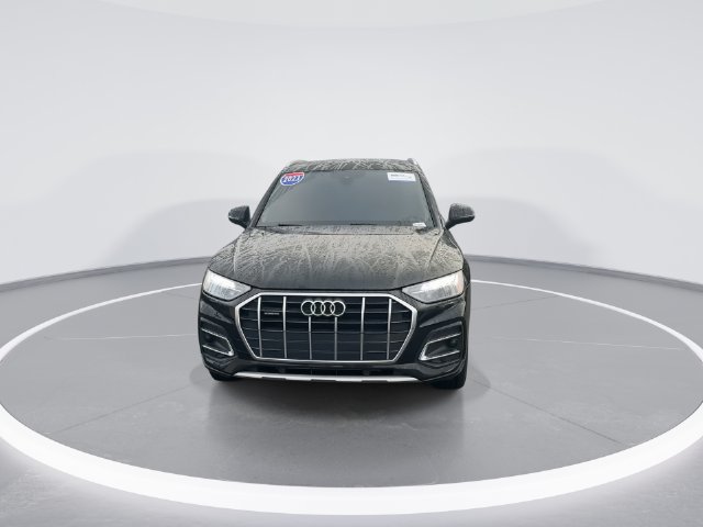 Used 2023 Audi Q5 2.0T Premium w/ Convenience Package AWD/4WD image 2