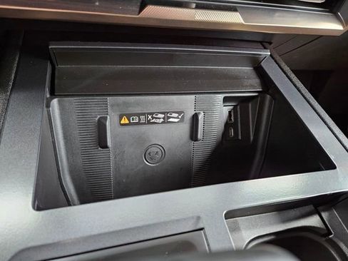 Used 2025 GMC Hummer EV 2X image 23