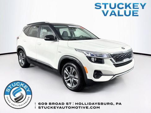 Used 2021 Kia Seltos S AWD/4WD image 1